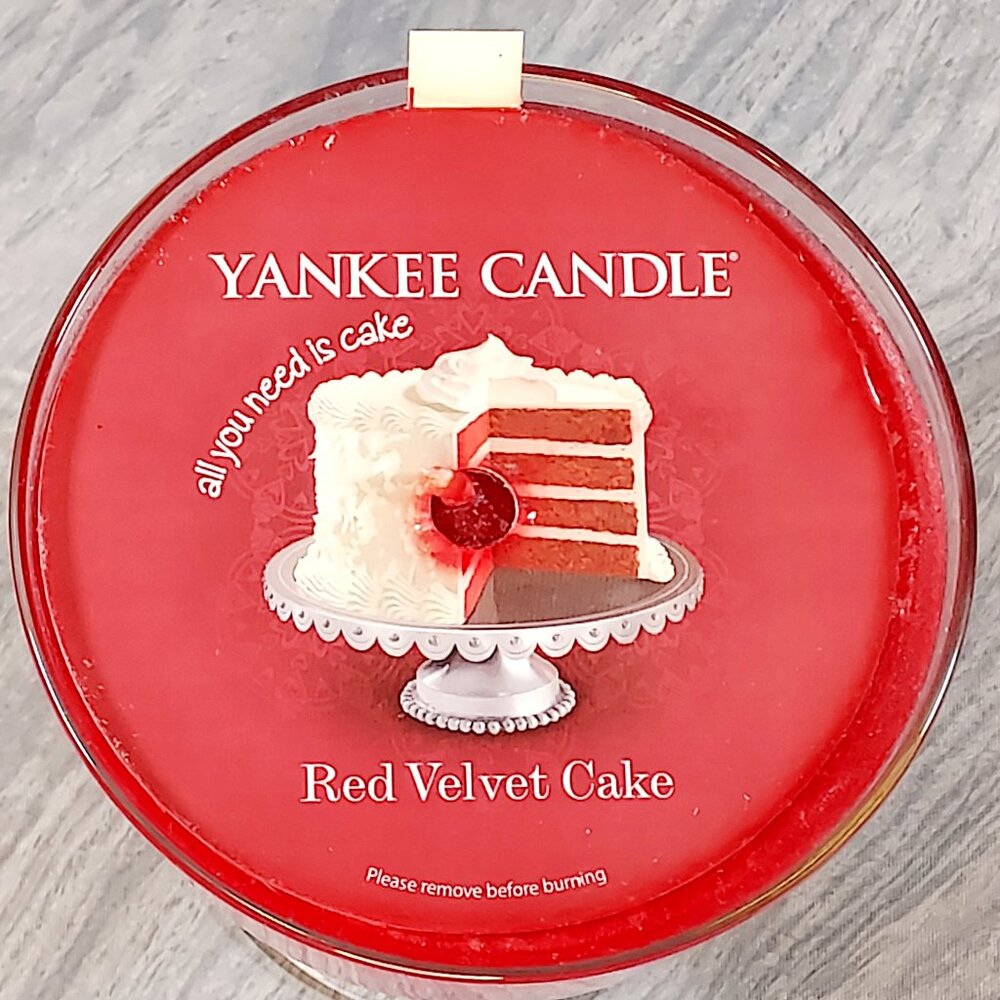 New Yankee Candle  Red  Velvet  Cake filled Parfait Dish Eat Dessert  First 2012